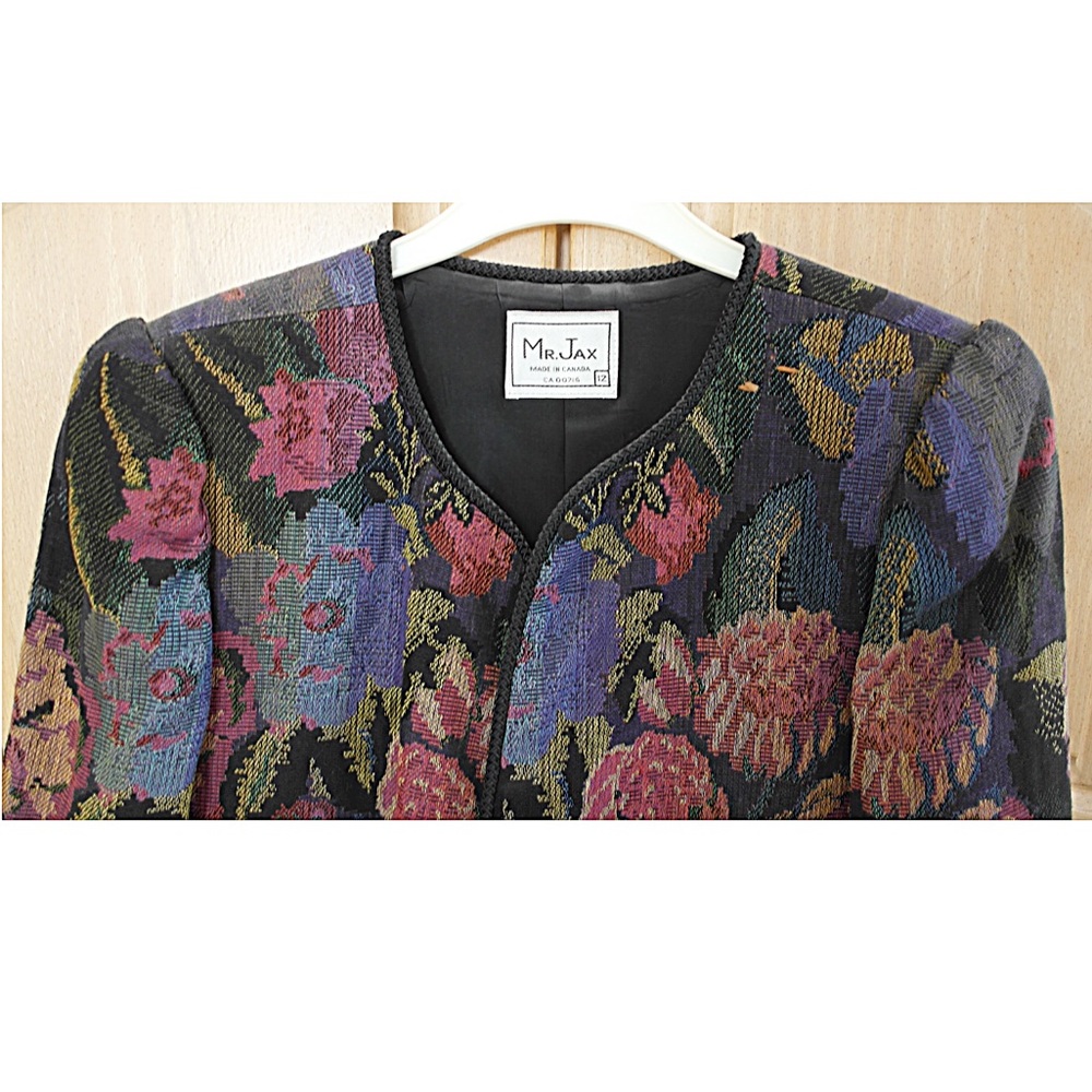 Suit Style Jacket - Picture 2 of 3